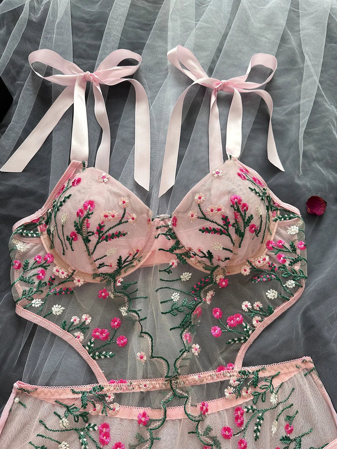 Sexy Women's Bra And Panties Set Lingerie